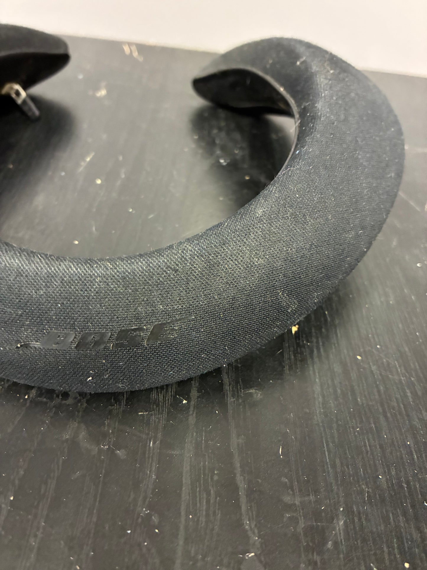 Bose around the neck bt speaker