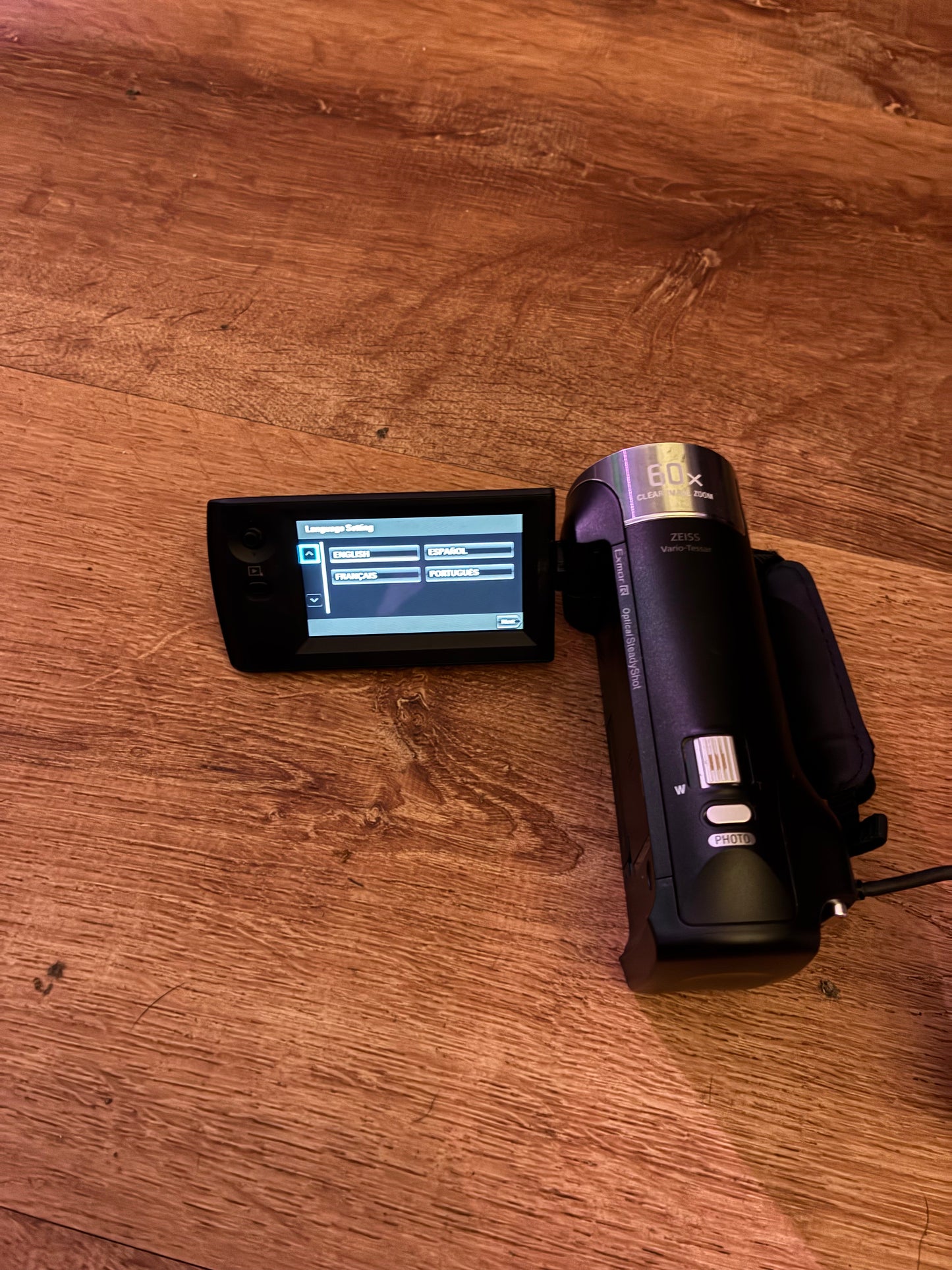 Sony Handycam HDR-CX405 camcorder.