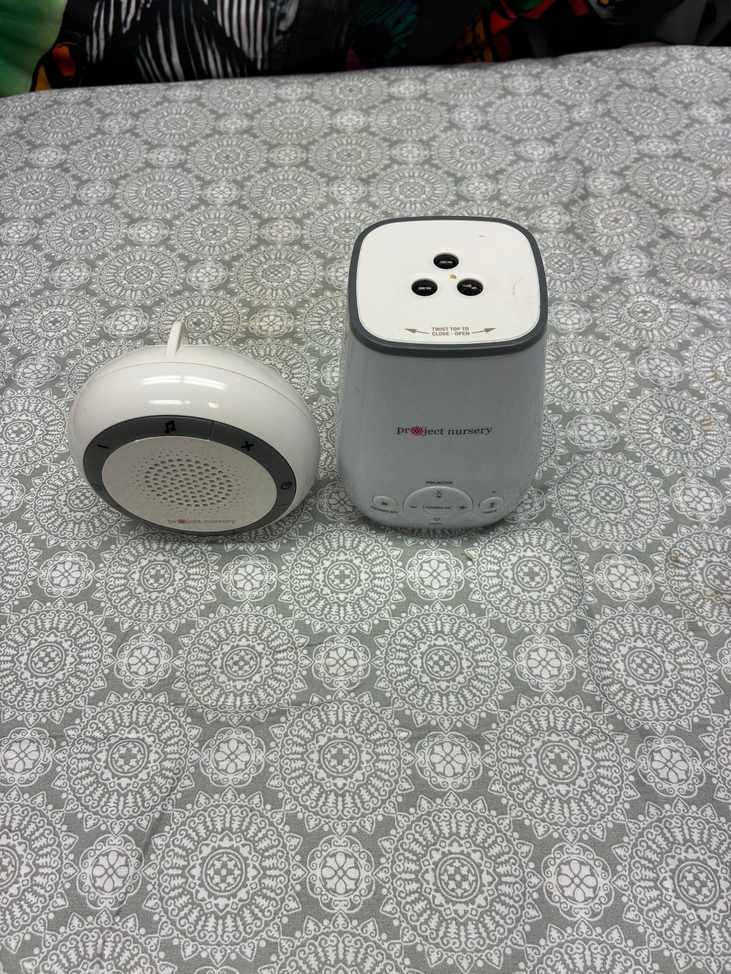Project Nursery Sound & Light Sleep Soother with Projector set.
