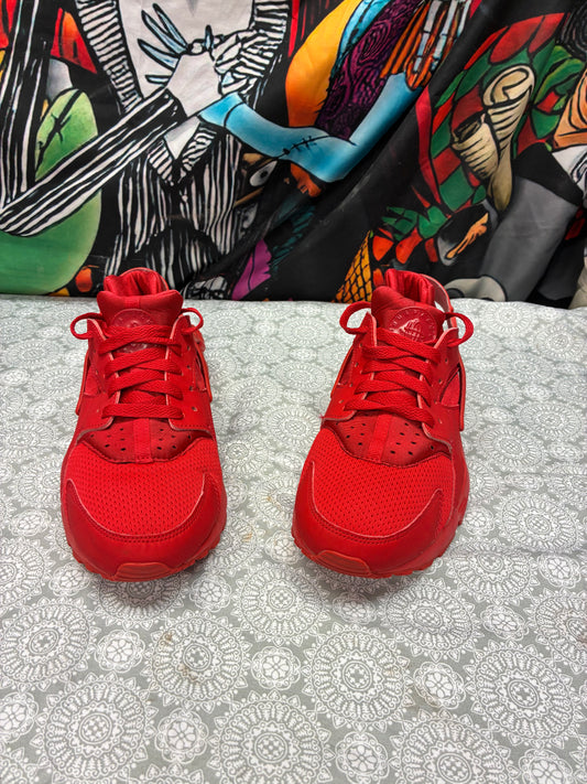 Nike Air Huarache Run “Triple Red