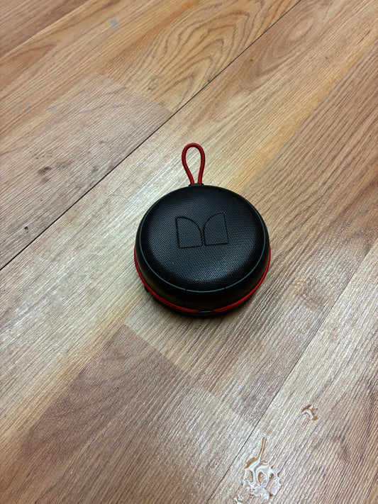 Monster BLUE TOOTH puck speaker