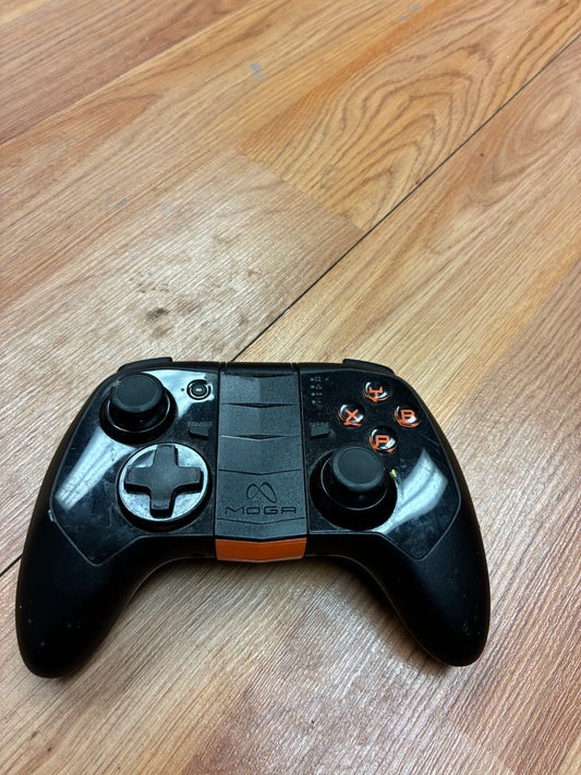 Many Xbox 360 controllers