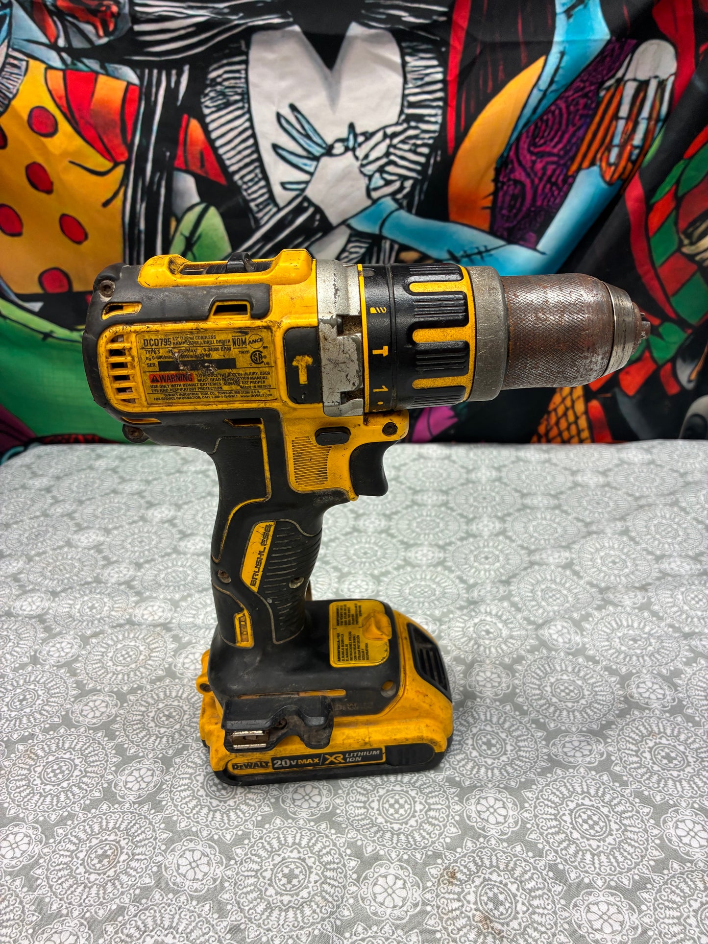 DeWalt 20V Max XR Brushless Drill/Driver DCD791 w/ Battery