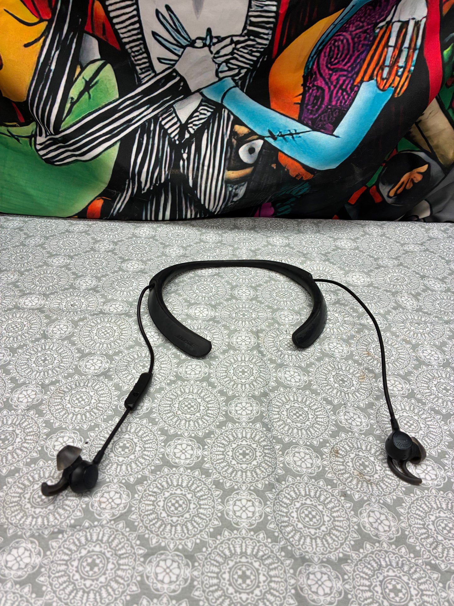 Bose QuietControl 30 (QC30) Wireless Bluetooth Noise Cancelling Earbuds with a neckband design