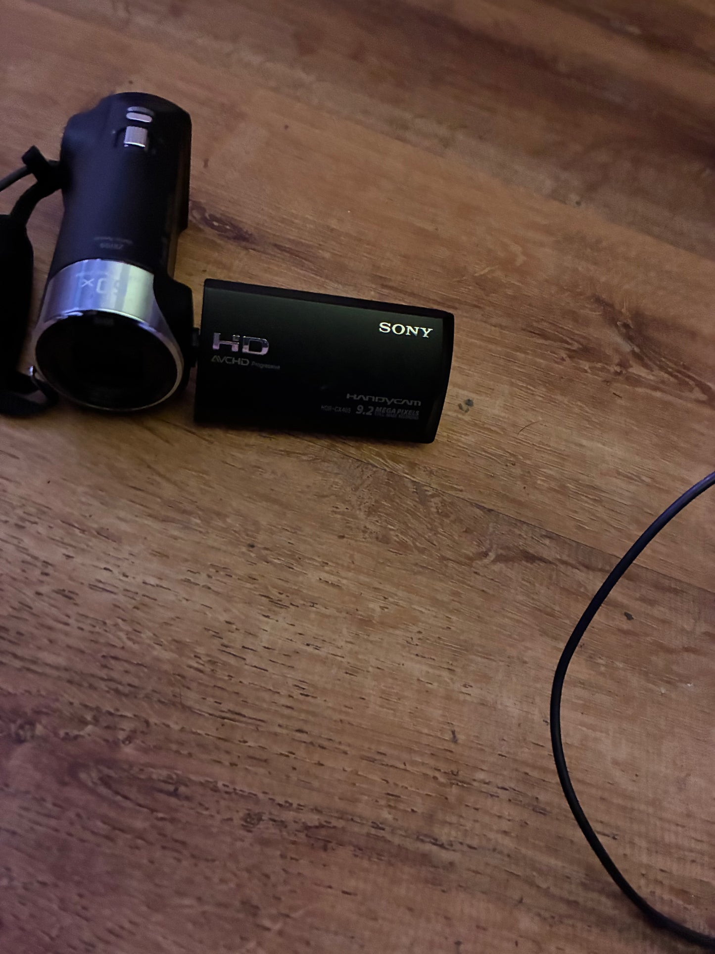 Sony Handycam HDR-CX405 camcorder.